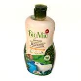 Средство для мытья детской посуды, овощей и фруктов Bio-Care Bio Mio 450 мл