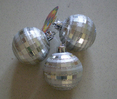 Кулі "діаманти" з позолотою, d = 6см, колір асорті, 72 штуки у дисплеї. Ціна за 1 кульку. HGMD-D6003 асорті