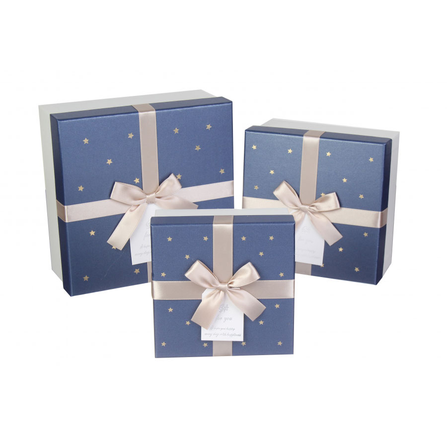 Коробка для подарунків прямокутна, колір білий з синім, 15 х 15 х 7,5 см HL-JKZ-40